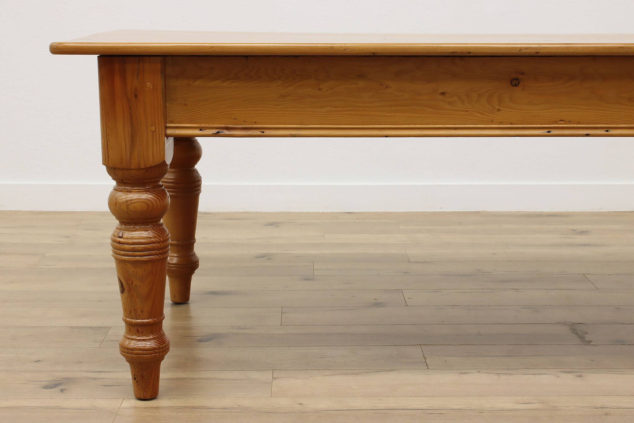 Rustic Farmhouse Vintage Pine Harvest Kitchen Dining Table