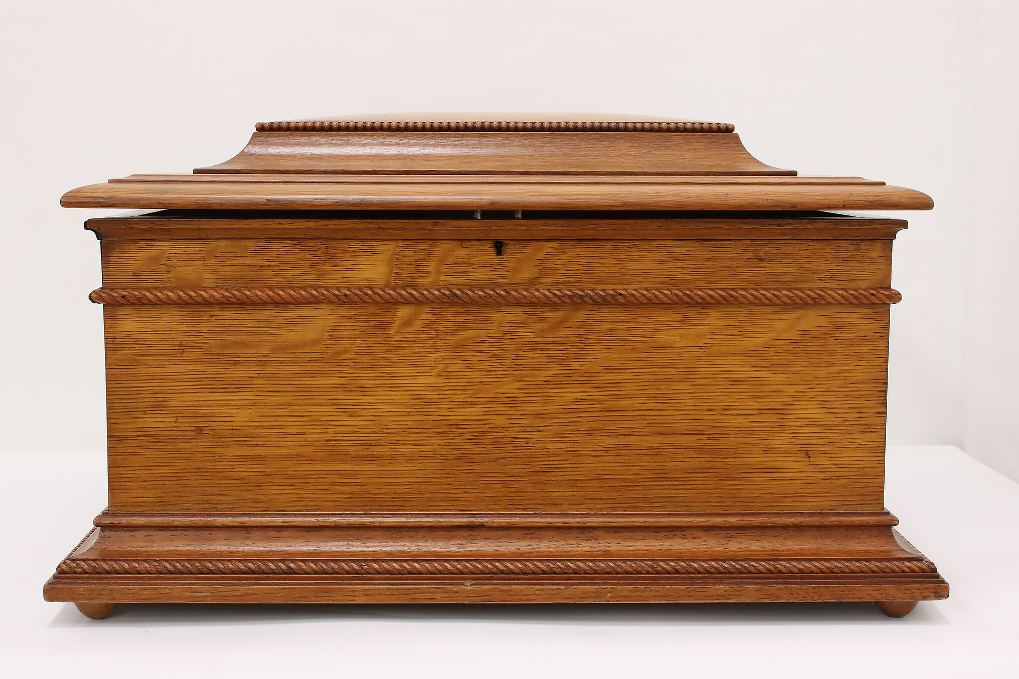 Victorian Antique Oak Regina Tabletop Music Box 15.5