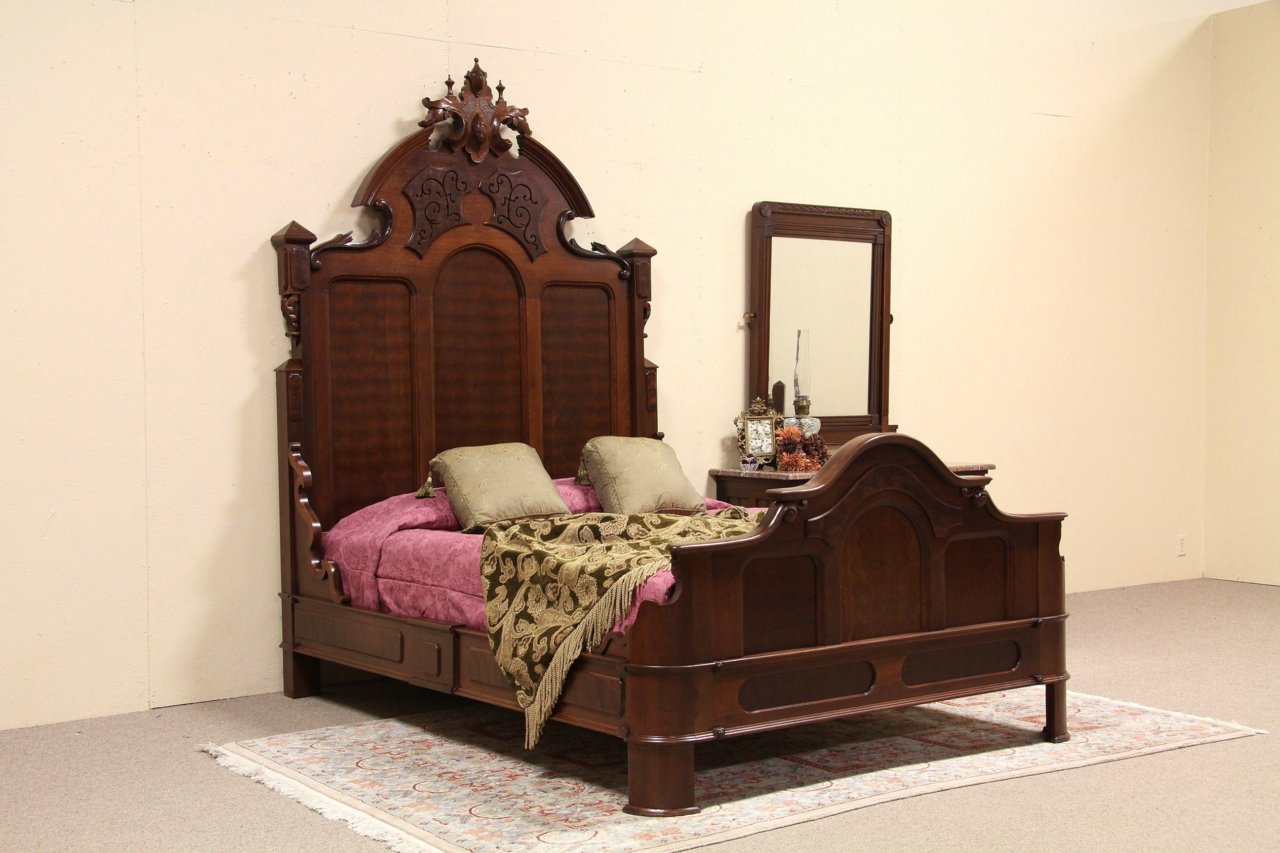 Victorian Queen Size Carved 1860 Bed