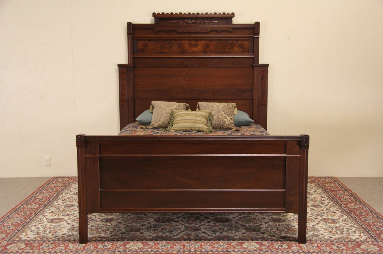 Victorian Eastlake 1870 Antique Queen Size Bed