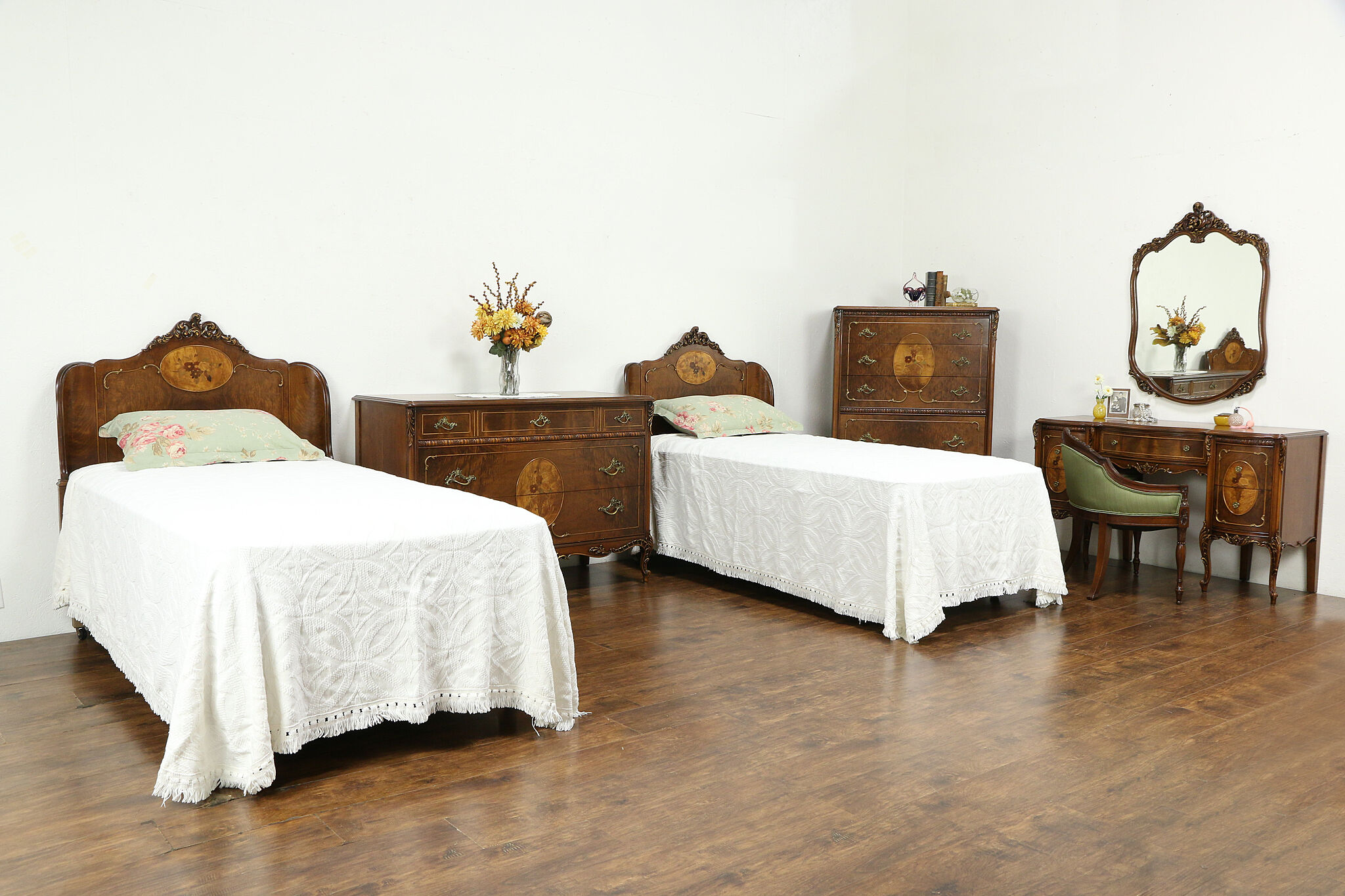 1940s Bedroom Furniture