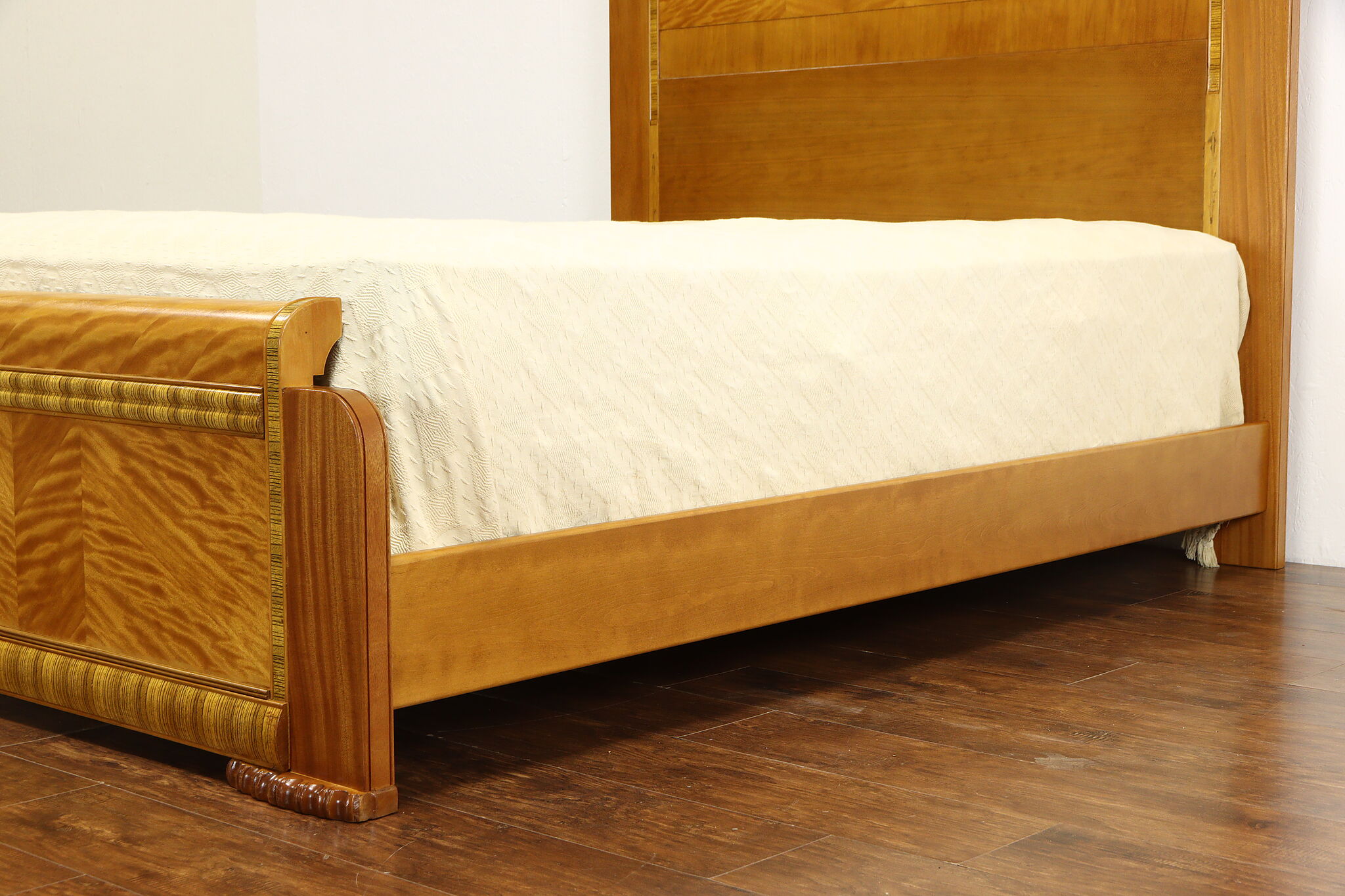 Satinwood Carved Vintage 4 Pc. Bedroom Set, Queen Size Bed