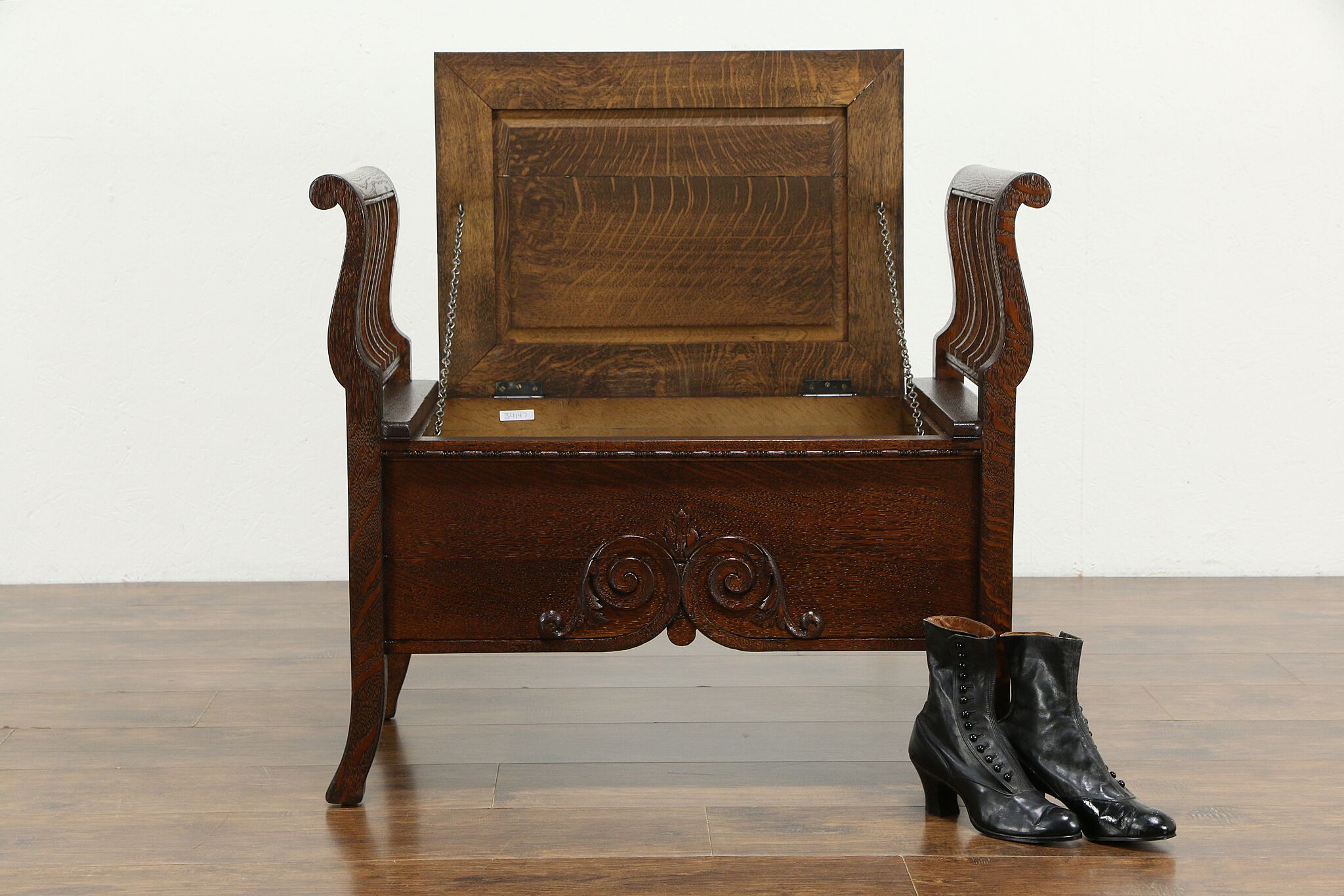 Details about   antique oak hall seat quarter saw original finish beautiful patina and carving  