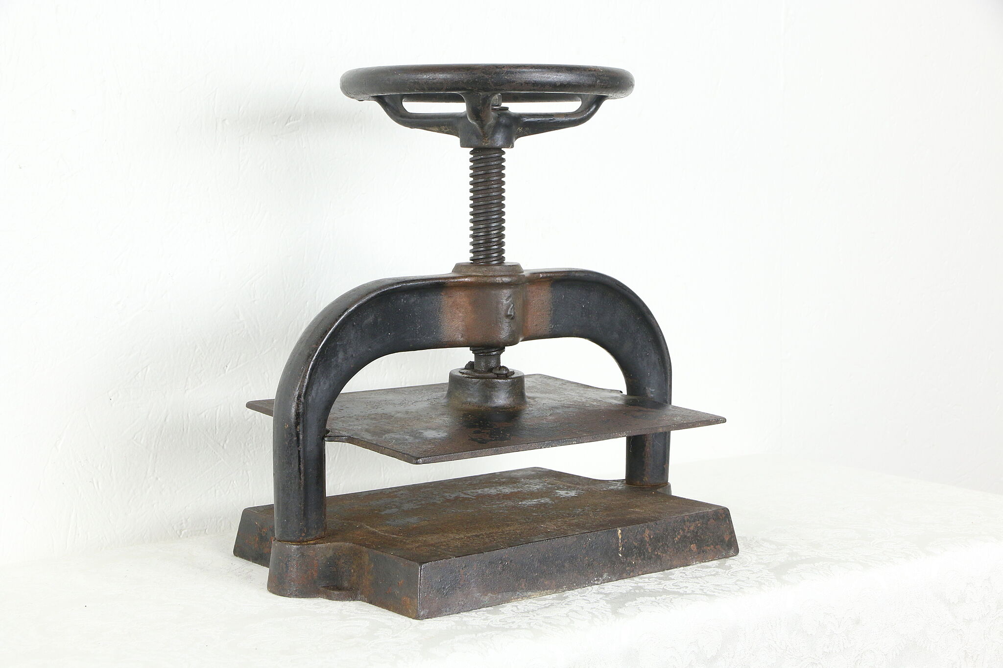 Cast Iron Bookbinders Nipping & Standing Press