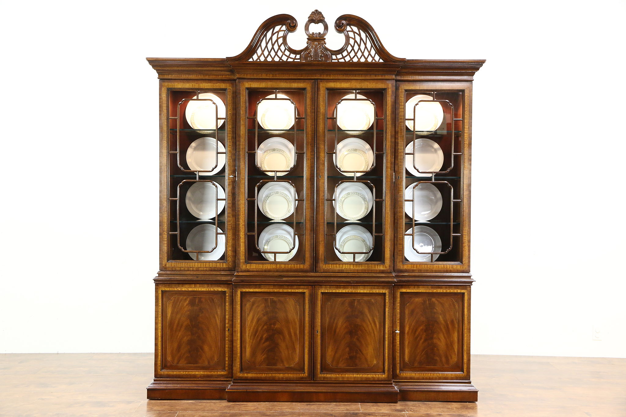 Sold Georgian Design Breakfront China Cabinet Drexel Heirlooms