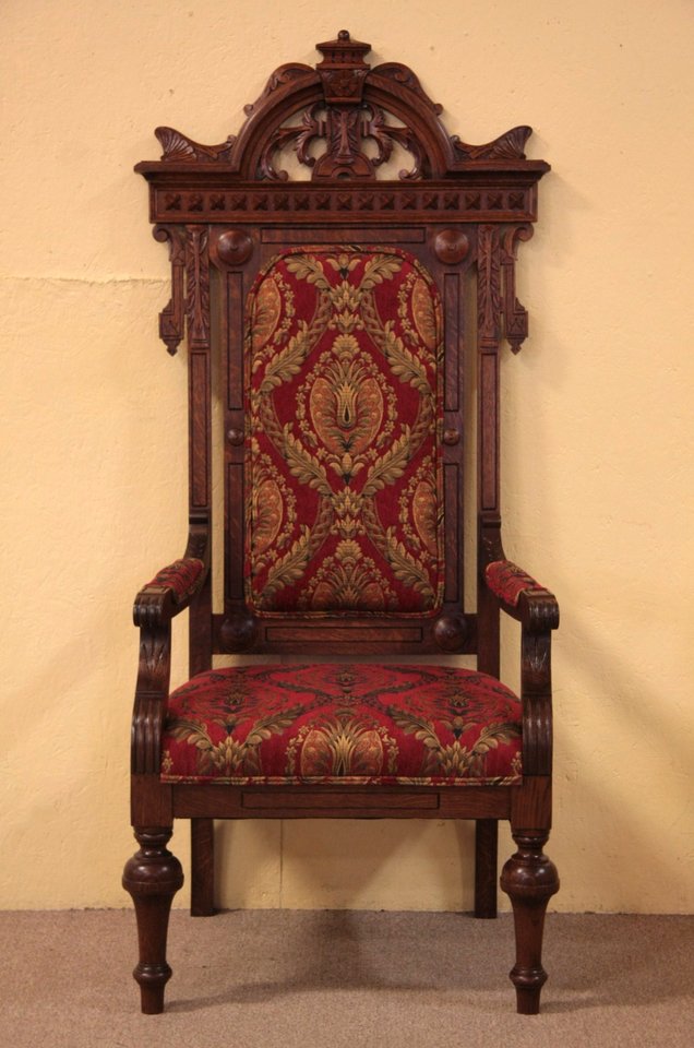 Victorian Antique Oak Throne or Hall Chair