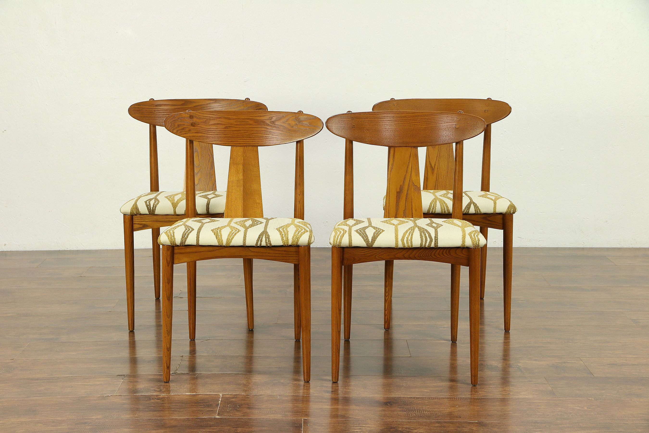 Set Of 4 Midcentury Modern 1960 Vintage, Antique Mid Century Modern Dining Chairs
