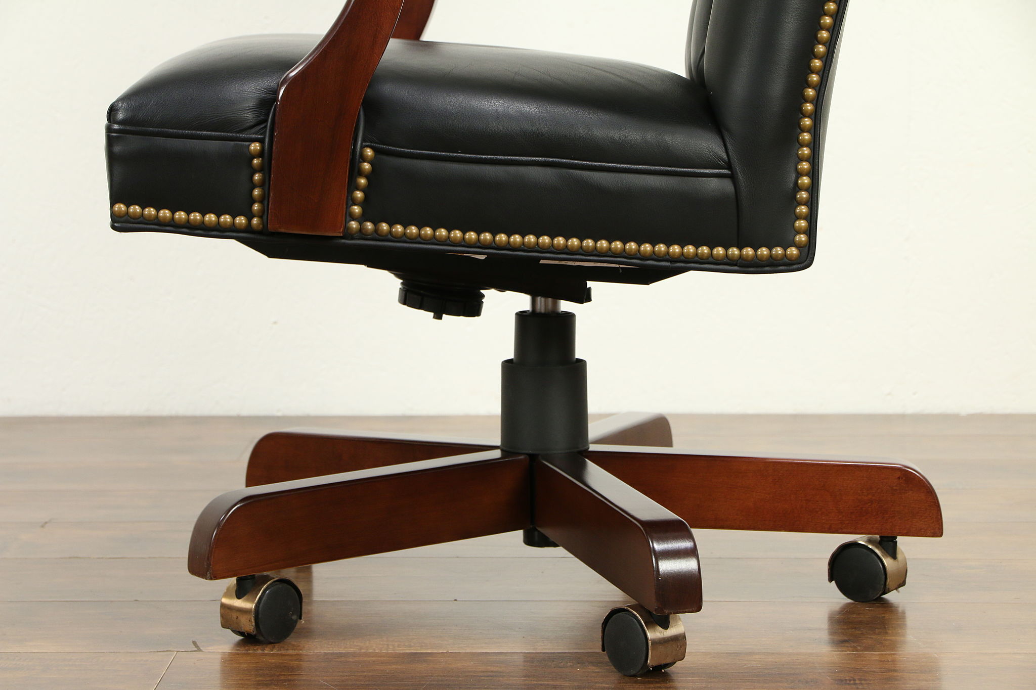Jasper sales chair vintage