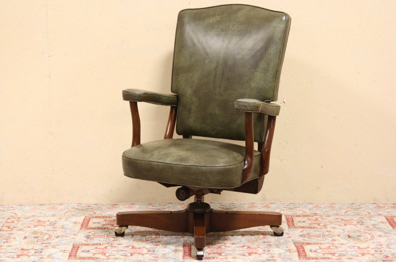 Kittinger Mahogany & Leather Executive Desk Chair