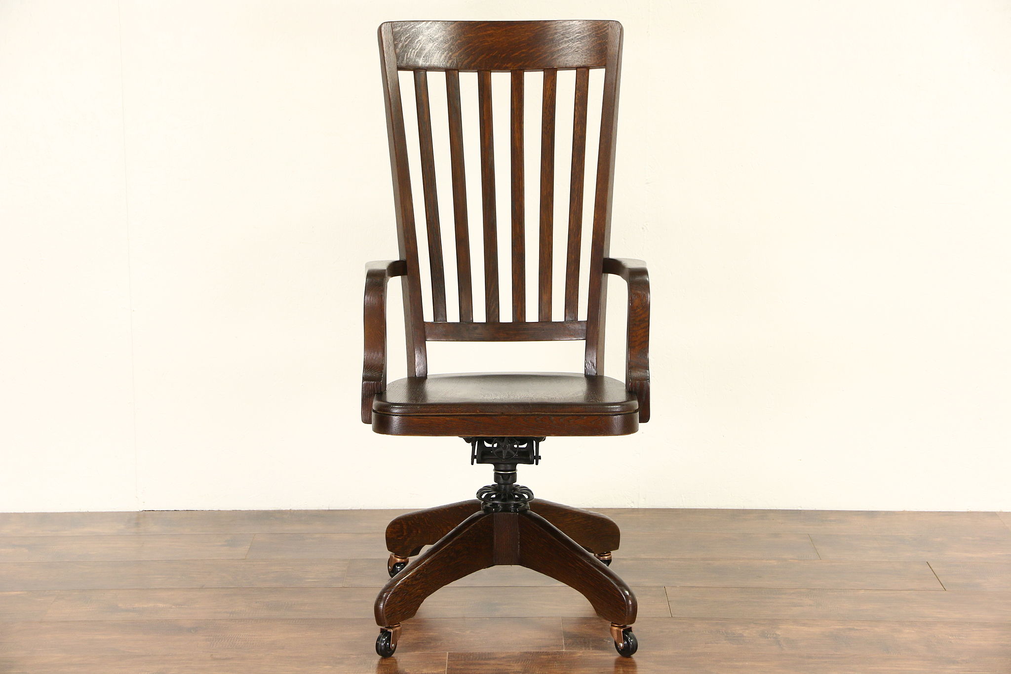 Oak Antique 1900 High Back Swivel Adjustable Library or Office