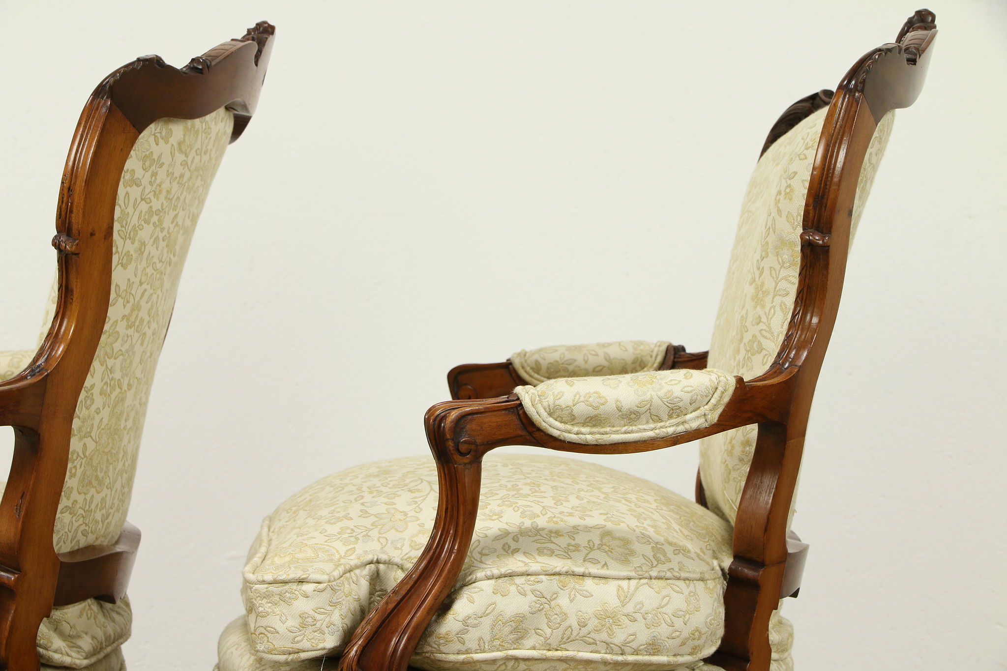 Louis XV Neo Rococo Mahogany Cabriolet Armchair, France, 1860s for sale at  Pamono