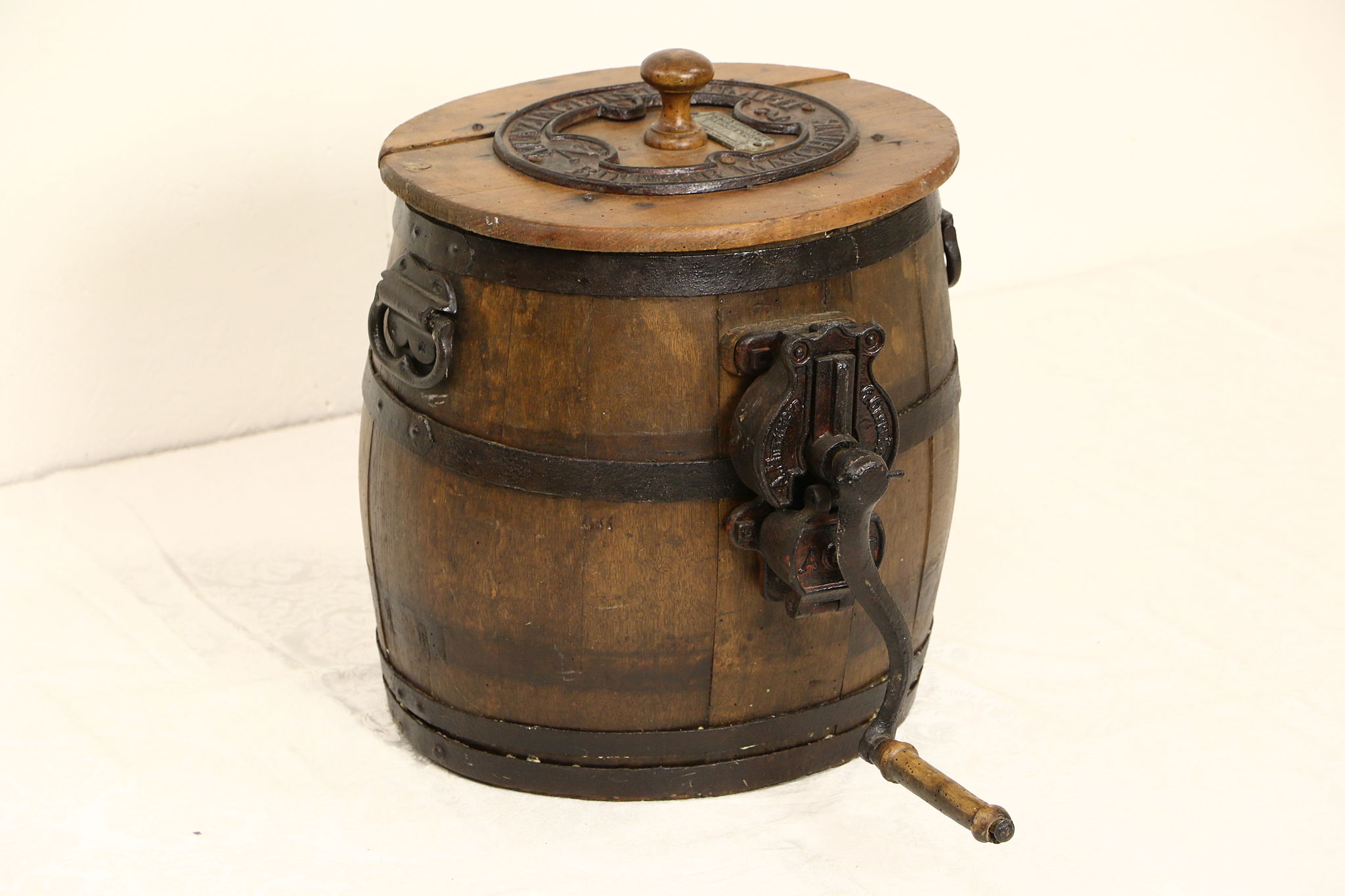 Munzinger Butter Maschine, German 1900 Antique Barrel Butter Churn