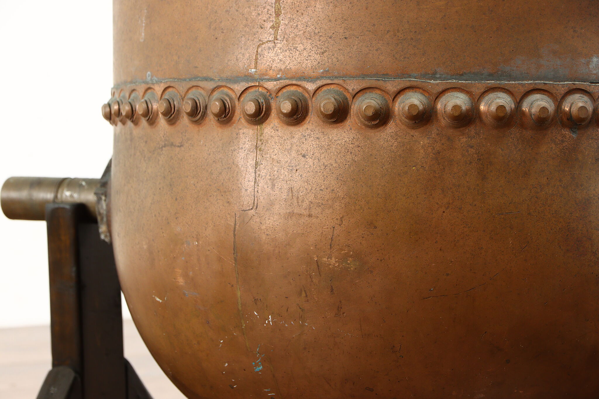 LARGE COPPER CANDY POT — Lots of Furniture