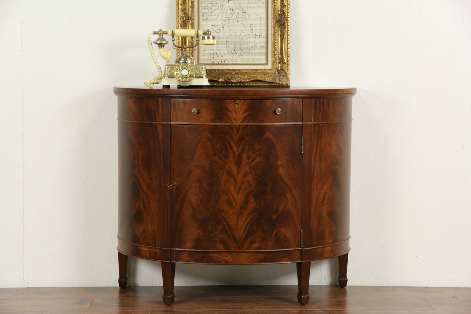 Demilune Half Round 1940's Vintage Mahogany Traditional Hall Console