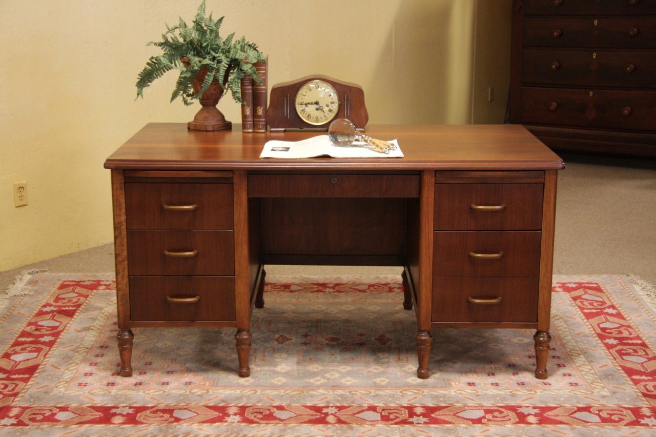 Executive 1930's Desk, File Drawer