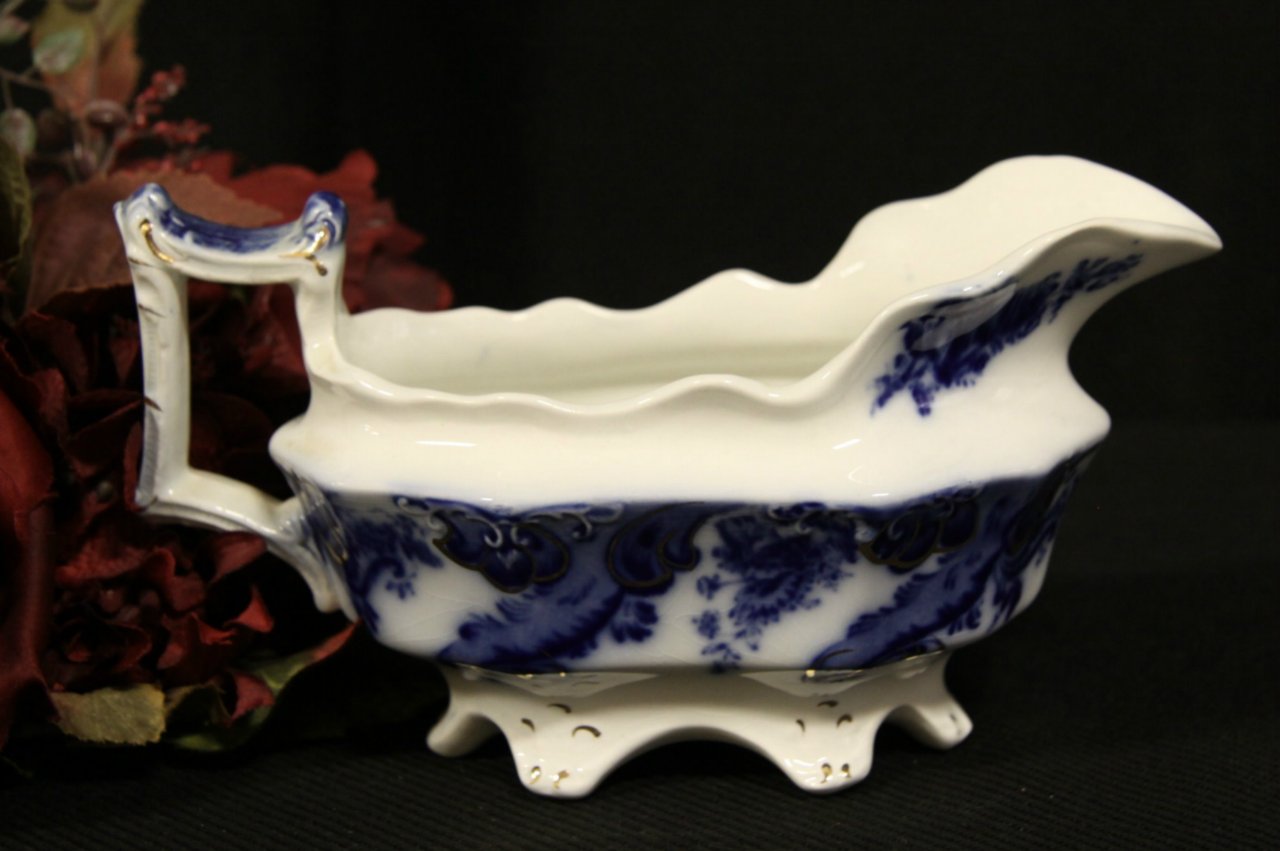 Argyle Pattern by Grindley Flow Blue Gravy Boat