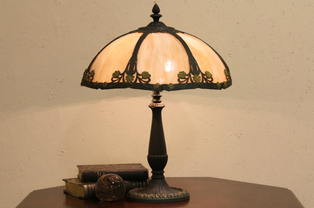 Stained Glass Antique Table Lamp