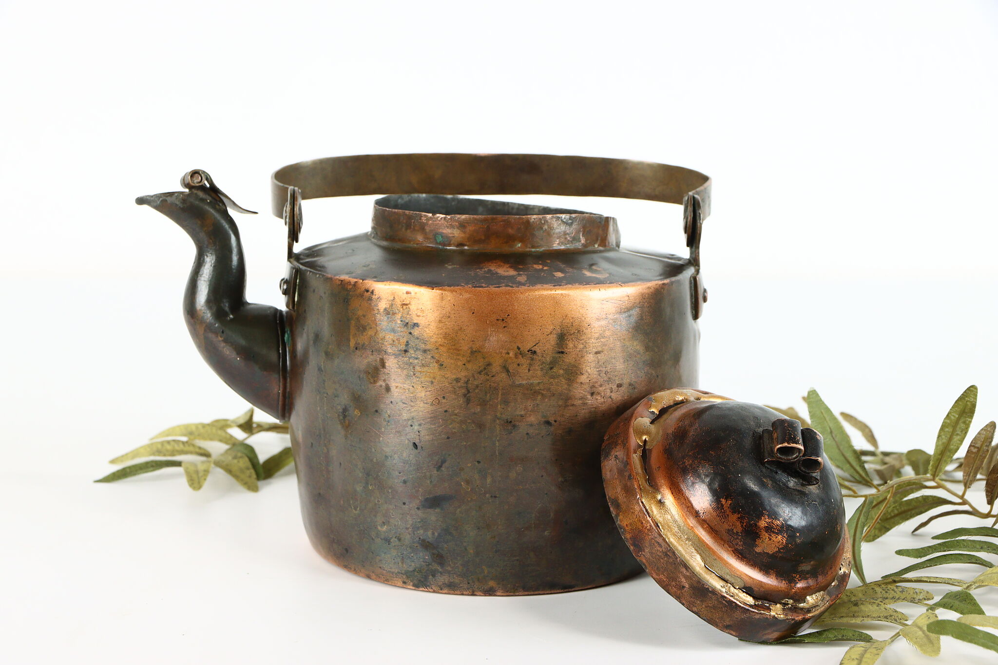 Enchanting Hand-engraved Copper Teapot With Lids Traditional