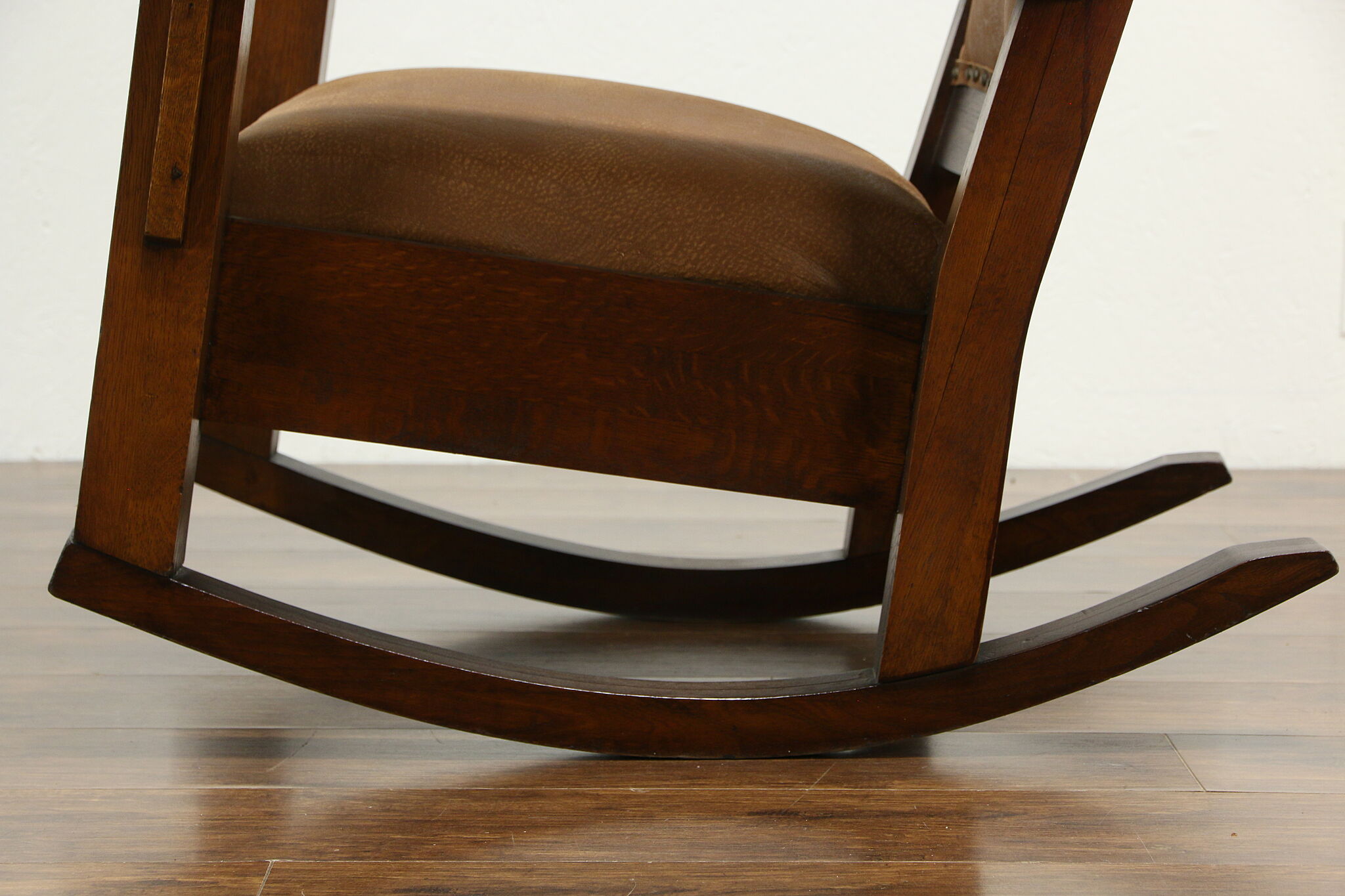 Craftsman Rocker Arts & Crafts Mission Oak Antique Rocker, Leather Craftsman Rocking Chair