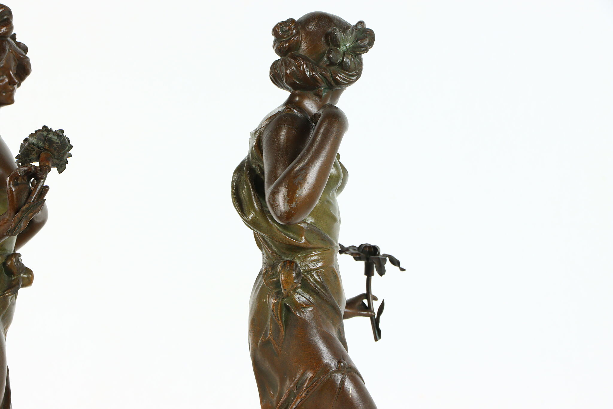 Details about   Art Nouveau Bronze Sculpture of Girl Holding a Flower 18" x 5.5" 