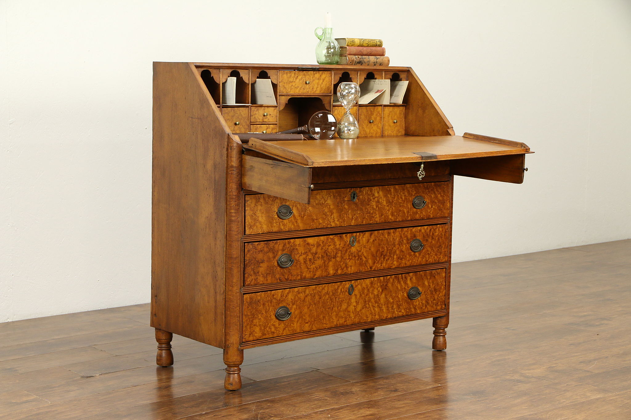 Sheraton Antique 1800 Curly Birdseye Maple Secretary Desk 31803