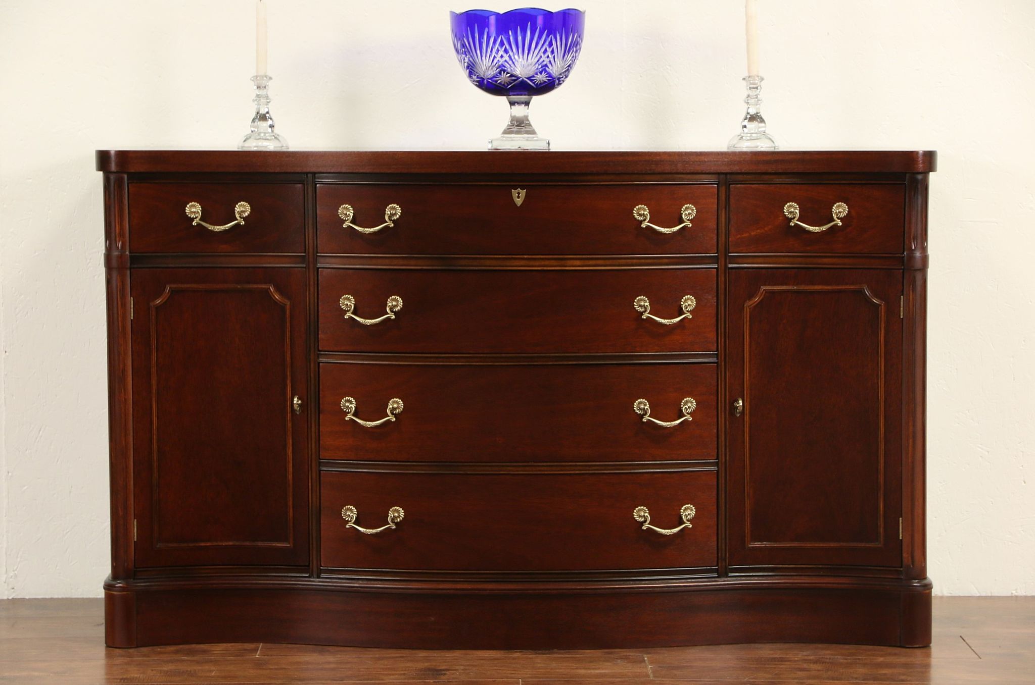 Traditional 1950 Vintage Mahogany Serpentine Sideboard, Server or Buffet