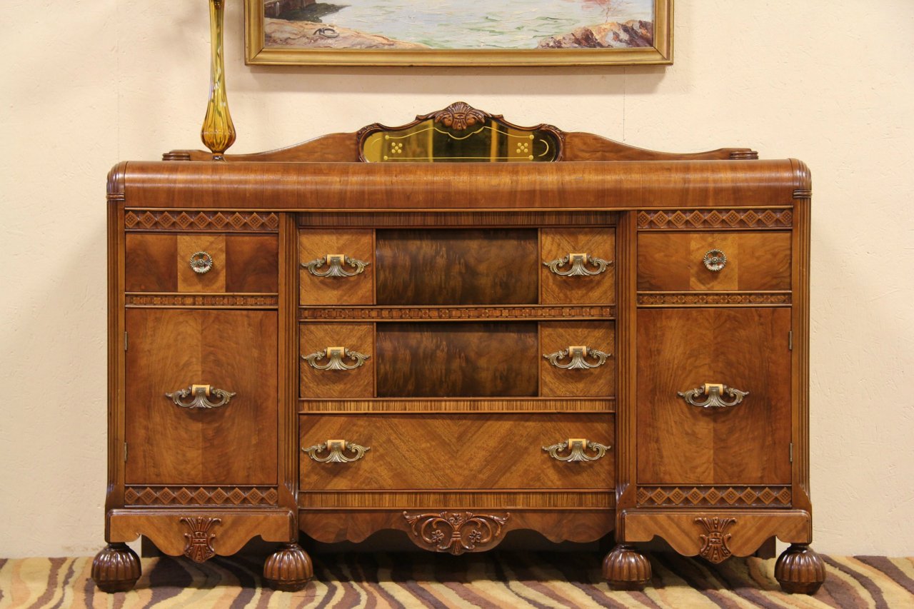 Art Deco Antique 1935 Waterfall Sideboard or Server, Bakelite Pulls