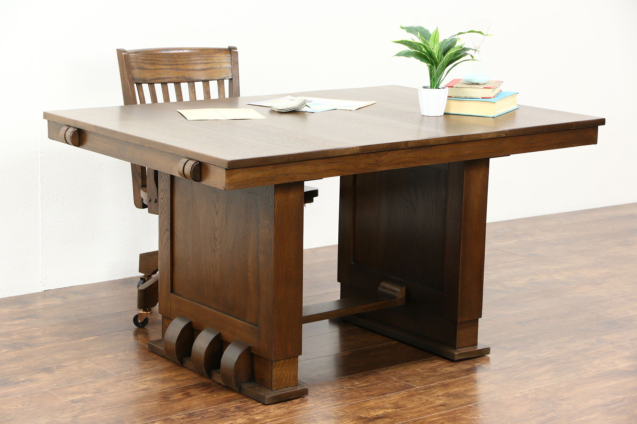 Sold Italian Art Deco 1935 Vintage Oak Library Or Dining Table