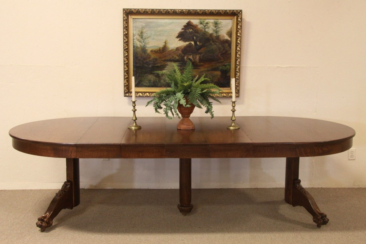 Victorian Round Oak Dining Table Extends to 9'