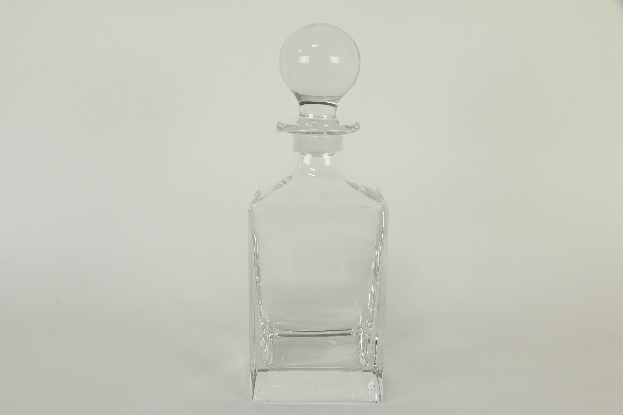 Tiffany Signed Crystal Decanter & Stopper, Unused, Original Blue Box #33123
