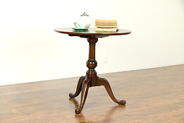 Traditional Round Cherry Tilt Top Vintage Lamp or Tea Table #31441