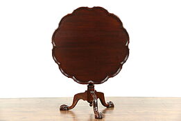 Georgian Chippendale Design Vintage Carved Mahogany Tilt-top Tea or Lamp Table