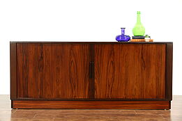 Rosewood Midcentury Modern Vintage Sideboard Credenza China Cabinet TV Console