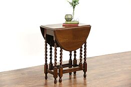 Oak English Oval Antique 1900 Dropleaf Tea or Chairside Table, Spiral Legs