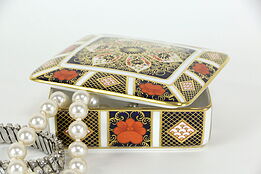 Traditional Imari Royal Crown Derby Jewelry or Cigarette Box #35557