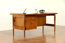 Teak Midcentury Modern Danish Desk, 1960 Vintage, Arne Vodder for Sibast #30380