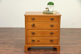 Traditional Vintage Pine Small Chest or Dresser, Signed Kittinger #29275