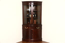 Hickory Signed Georgian Vintage Mahogany Corner Cabinet, Curved Glass Doors