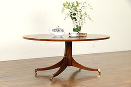Traditional Oval Banded Mahogany Vintage Coffee Table, Ethan Allen #32194