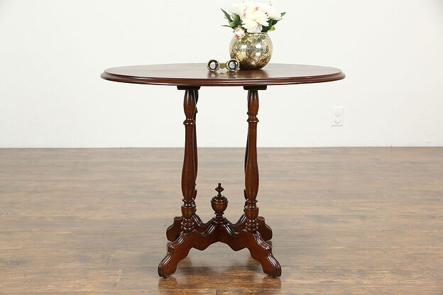 Victorian Antique Oval Walnut Parlor Lamp Table or Nightstand #35079 photo