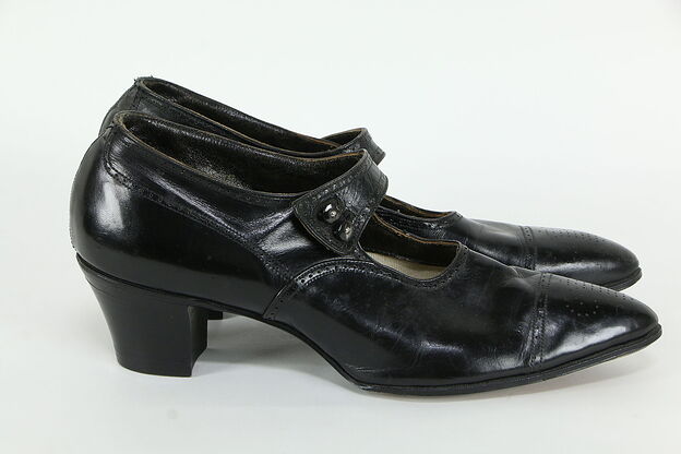 Pair of Ladies Antique 1920 Never Worn Shoes ,KZ Milwaukee #35482 photo