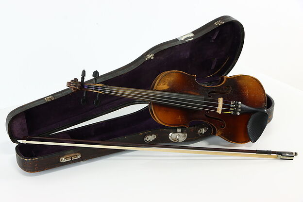 Student Vintage Spruce & Maple College Violin, Case & Bow #37512 photo