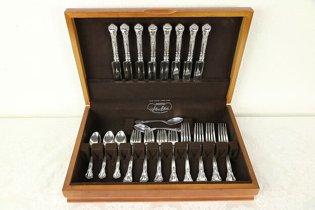 Chantilly Gorham Sterling Silver 32 pc Set for 8, Mono, Chest #30272 photo