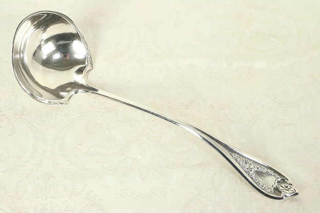 Rogers Old Colony Antique Silverplate Soup Ladle photo