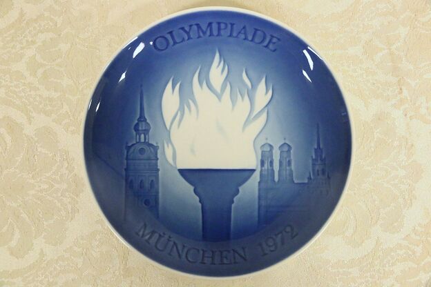 Bing & Grondahl Porcelain Munich 1972 Olympic Olympiade Plate 1st Issue #8000 photo
