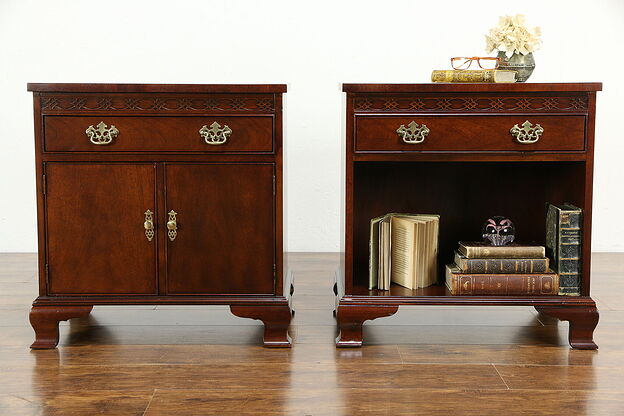Traditional Mahogany Vintage Pair of Nightstands or End Tables, Baker #34856 photo