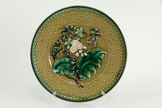 Majolica Antique Hand Painted 7 3/4" Plate #35282 photo