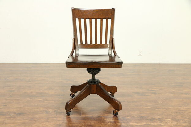 Oak Antique Swivel Adjustable Desk Chair, Dated 1928, Signed Milwaukee #30332 photo