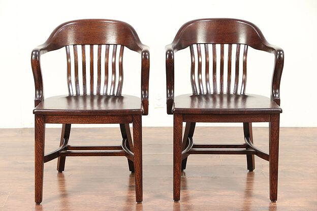 Pair of Quarter Sawn Oak 1915 Antique Banker, Desk or Office Chairs #29800 photo