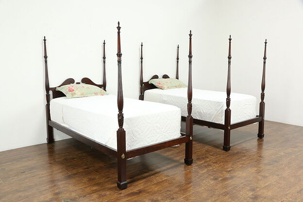 Pair of Vintage Georgian Style Mahogany Poster Twin Beds, Old Colony #34562 photo
